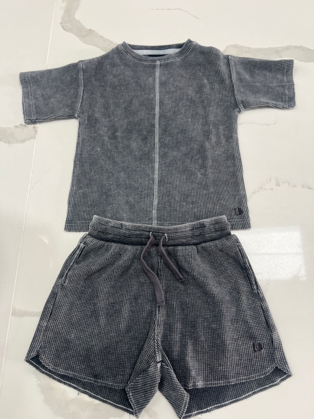 Little Bipsy Gray Waffle-Knit Kids Matching Set